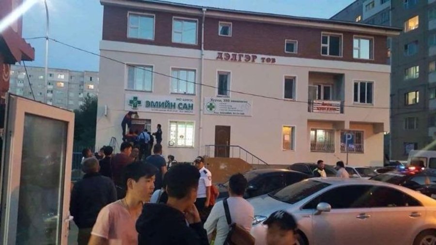 Цахилгаан утсаа далдлаагүй эмийн сангийн түрээслэгчид ял оноолоо